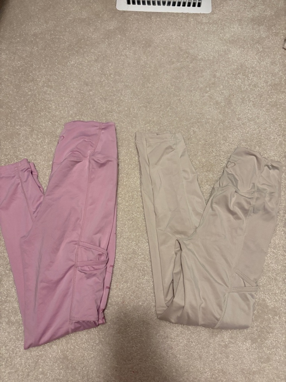 2/15$ Black heart equestrian ridding leggings stone